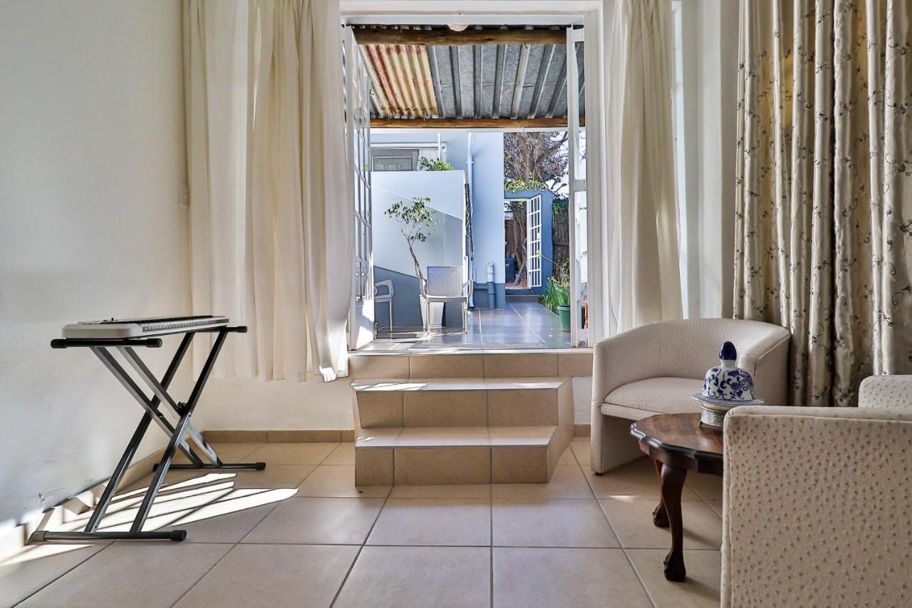 Sunbury Bed And Breakfast Johannesburg Buitenkant foto